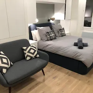 Apartamento Studio Design Proche Champs-elysées, París